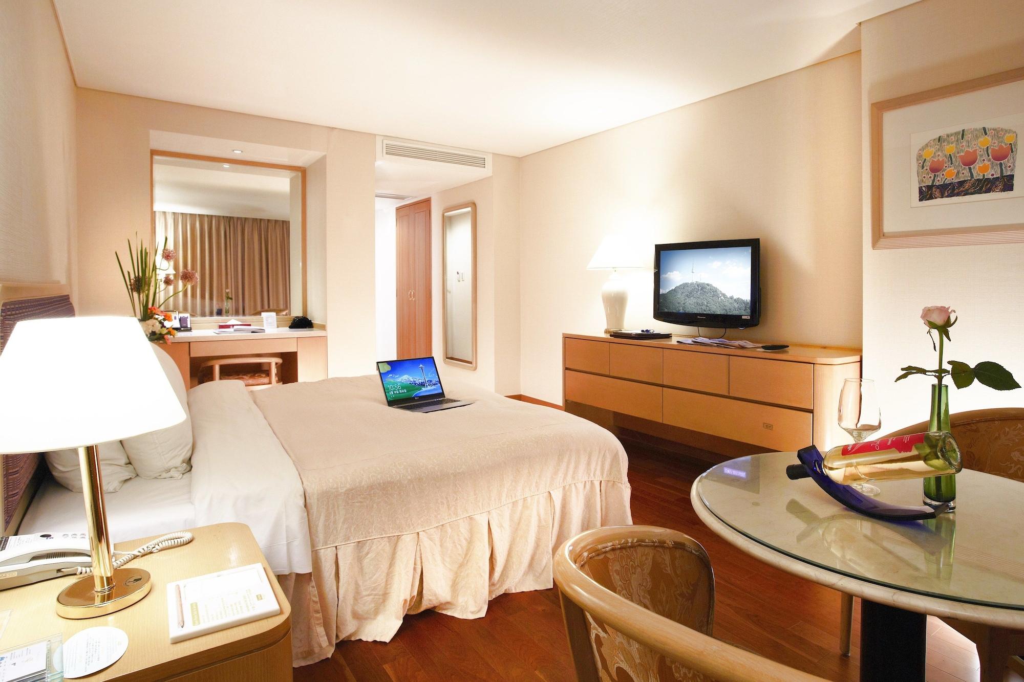 Sejong Hotel Seoul Myeongdong Exterior foto